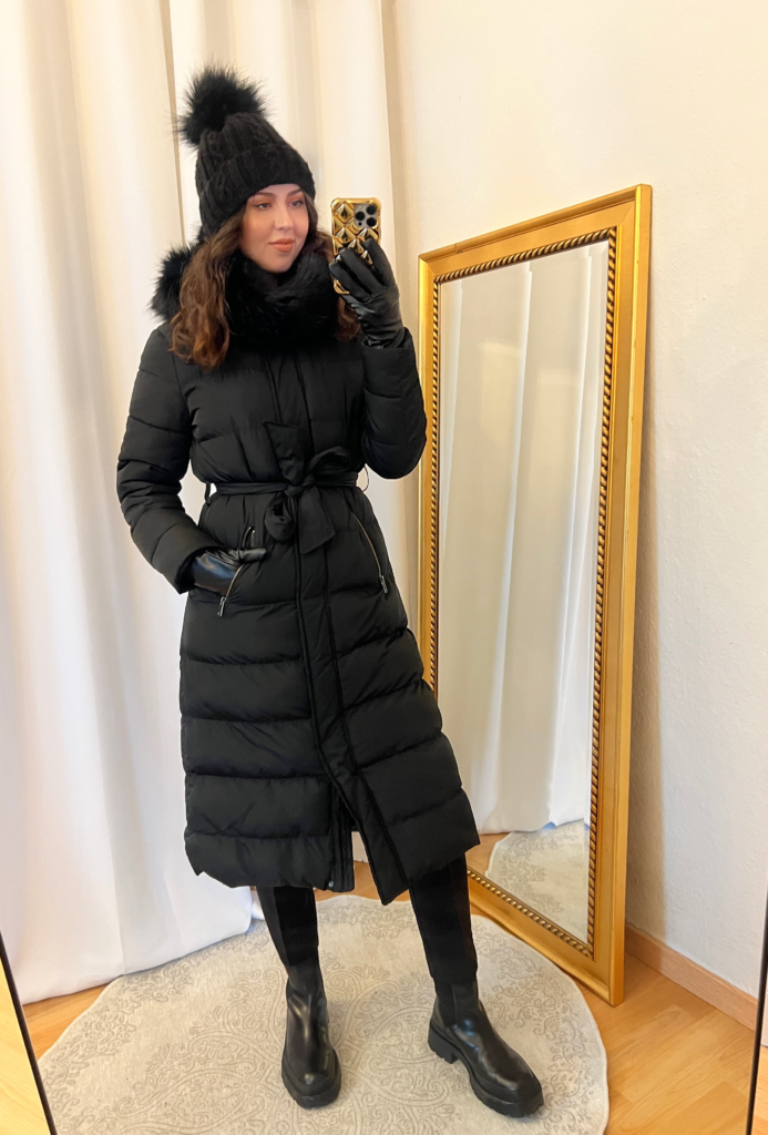 Long Black Puffer Coat Outfit 2